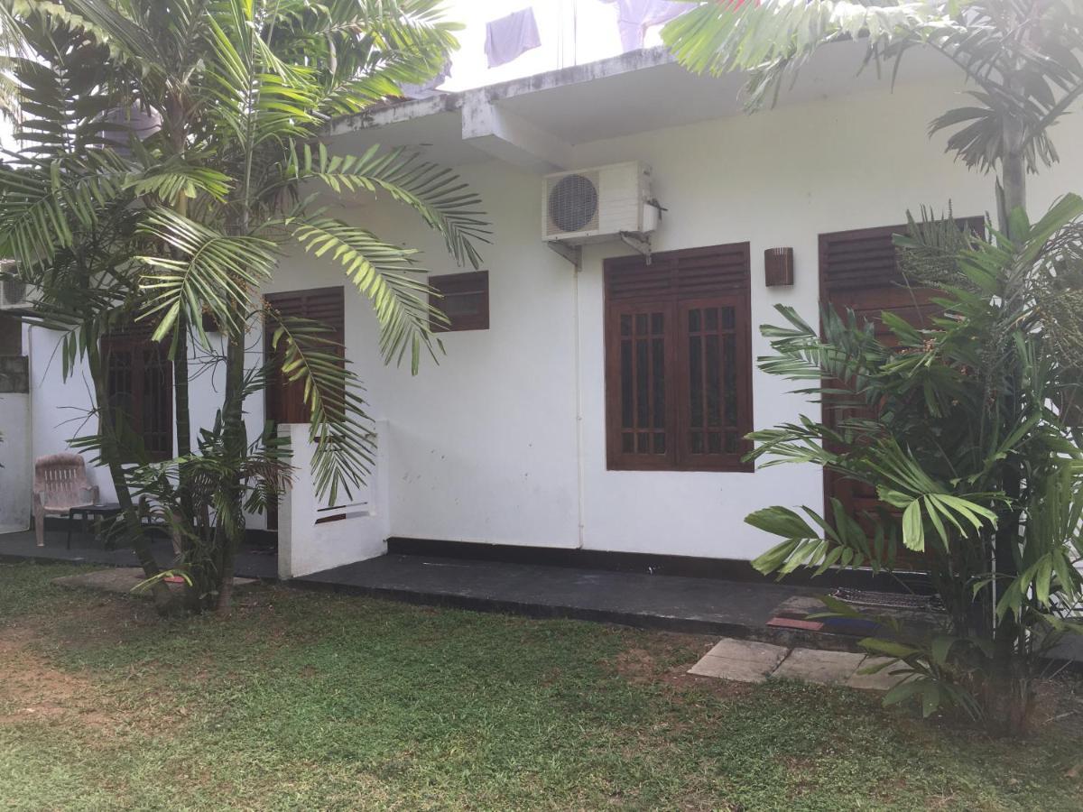 Family Guest House มิริสซา ภายนอก รูปภาพ